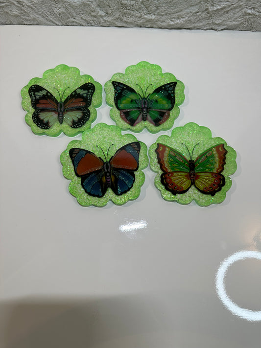 LIGHT GREEN WITH BUTTERFLIES EPOXY/RESIN COASTERS